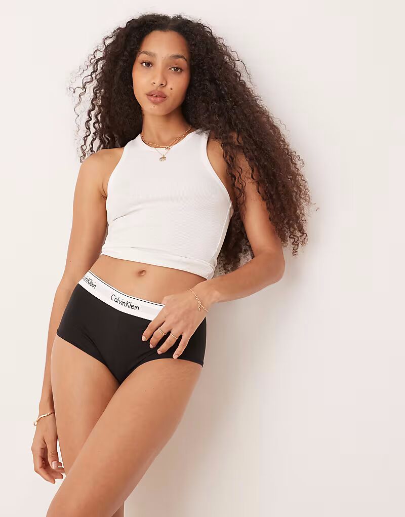 Трусики-шорты Calvin Klein Modern Cotton черного цвета
Трусики-шорты Calvin Klein Modern Cotton черного цвета