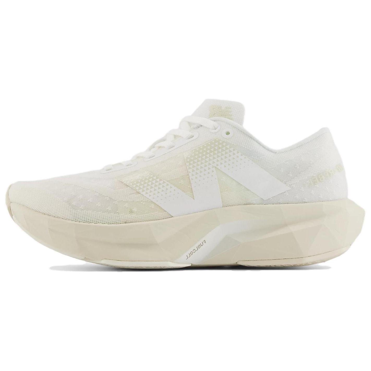 Кроссовки для бега FuelCell Rebel V4 женские с низким верхом белого цвета New Balance
Кроссовки для бега FuelCell Rebel V4 женские с низким верхом белого цвета New Balance