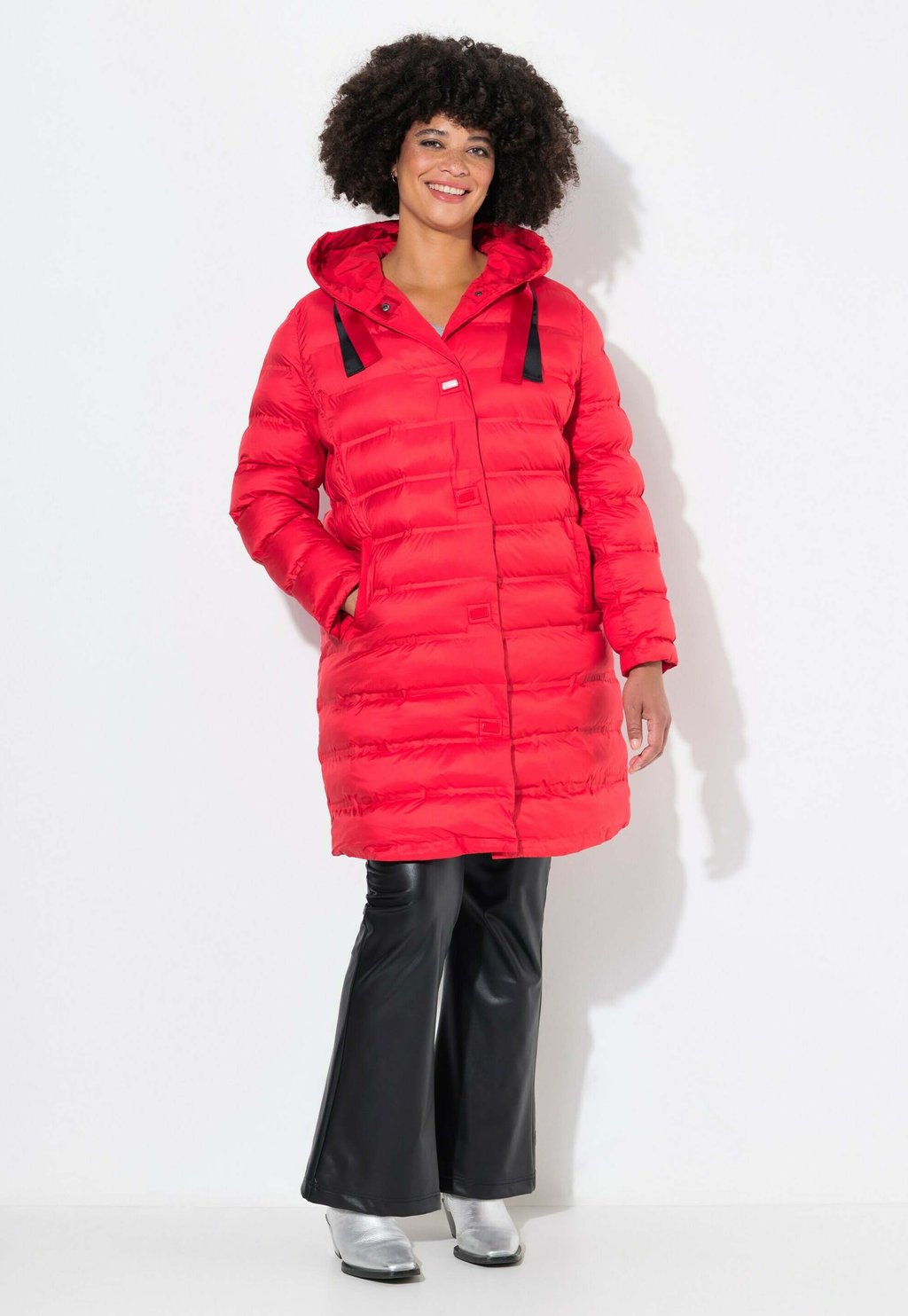 Зимнее пальто HOODED STRAIGHT CUT QUILTED STRIP Angel of Style, красный
Зимнее пальто HOODED STRAIGHT CUT QUILTED STRIP Angel of Style, красный