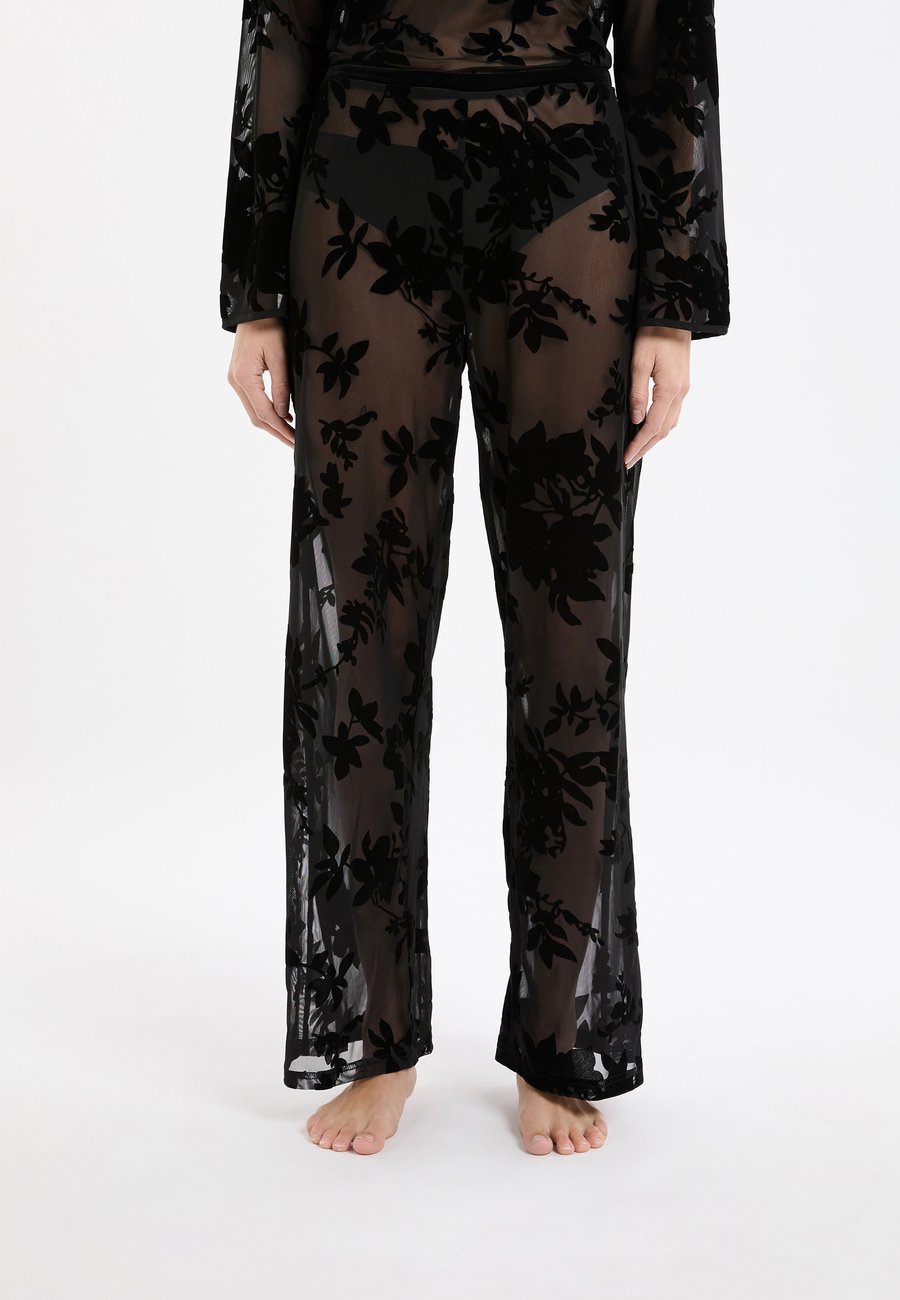 Пижамные брюки Etam BEAUTIE, Black
Пижамные брюки Etam BEAUTIE, Black