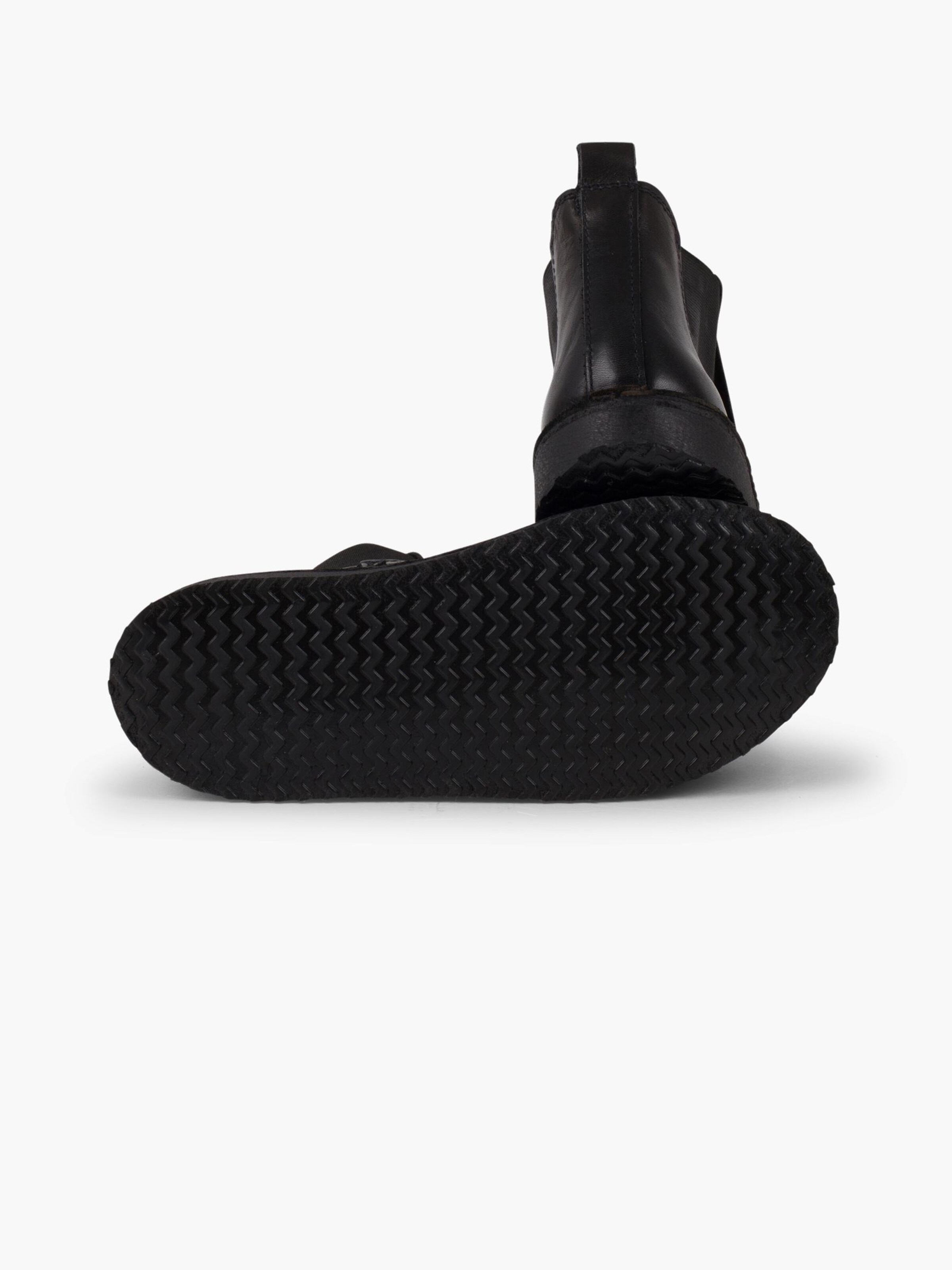 Pisamonas Ботинки в черном цвете
Pisamonas Ботинки в черном цвете