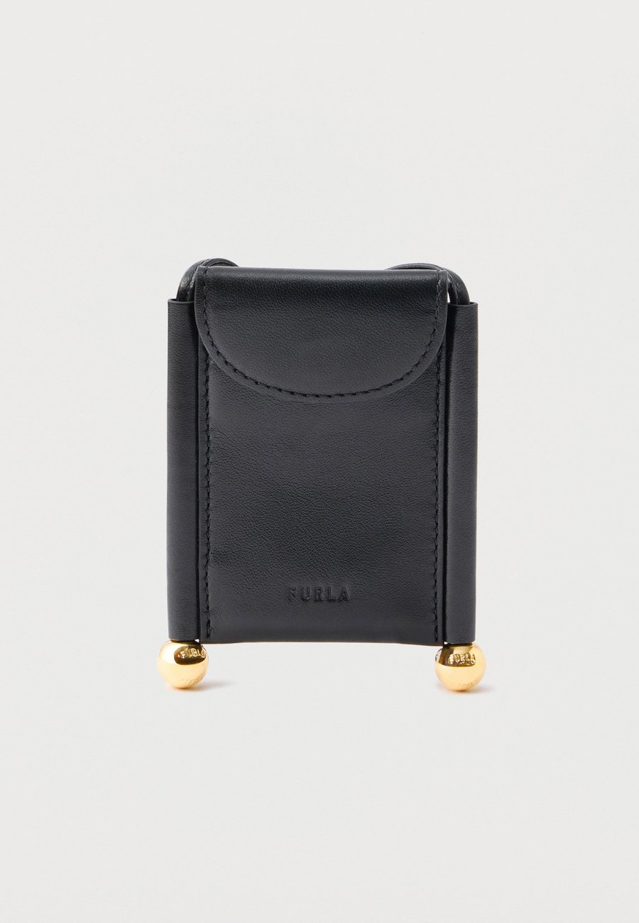 Кошелек Furla SFERA SOFT CARD CASE W/STRAP, Nero/Black
Кошелек Furla SFERA SOFT CARD CASE W/STRAP, Nero/Black