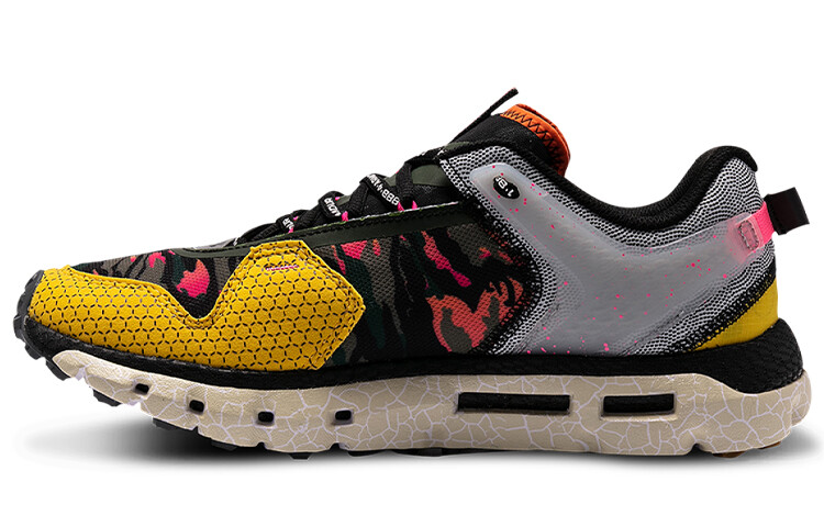 Кроссовки Under Armour HOVR унисекс
Кроссовки Under Armour HOVR унисекс