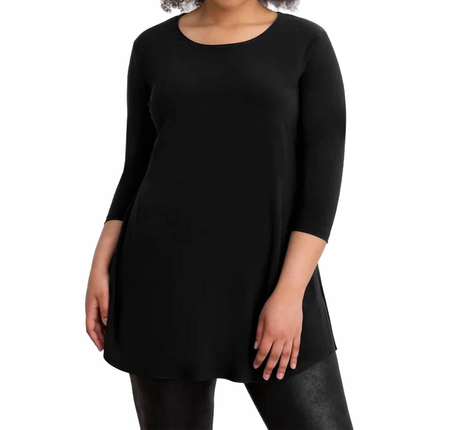 Черный топ с драгоценным вырезом и рукавами со сборкой Sympli
Черный топ с драгоценным вырезом и рукавами со сборкой Sympli