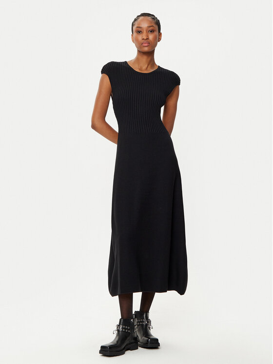 Облегающее трикотажное платье XW000119 AF10352 UC001 Armani Exchange, черный
Облегающее трикотажное платье XW000119 AF10352 UC001 Armani Exchange, черный