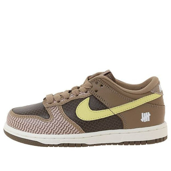 Кроссовки x undefeated dunk low sp Nike, коричневый
Кроссовки x undefeated dunk low sp Nike, коричневый