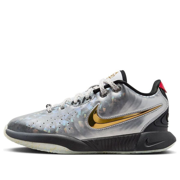 Кроссовки lebron 21 se Nike, серебряный
Кроссовки lebron 21 se Nike, серебряный