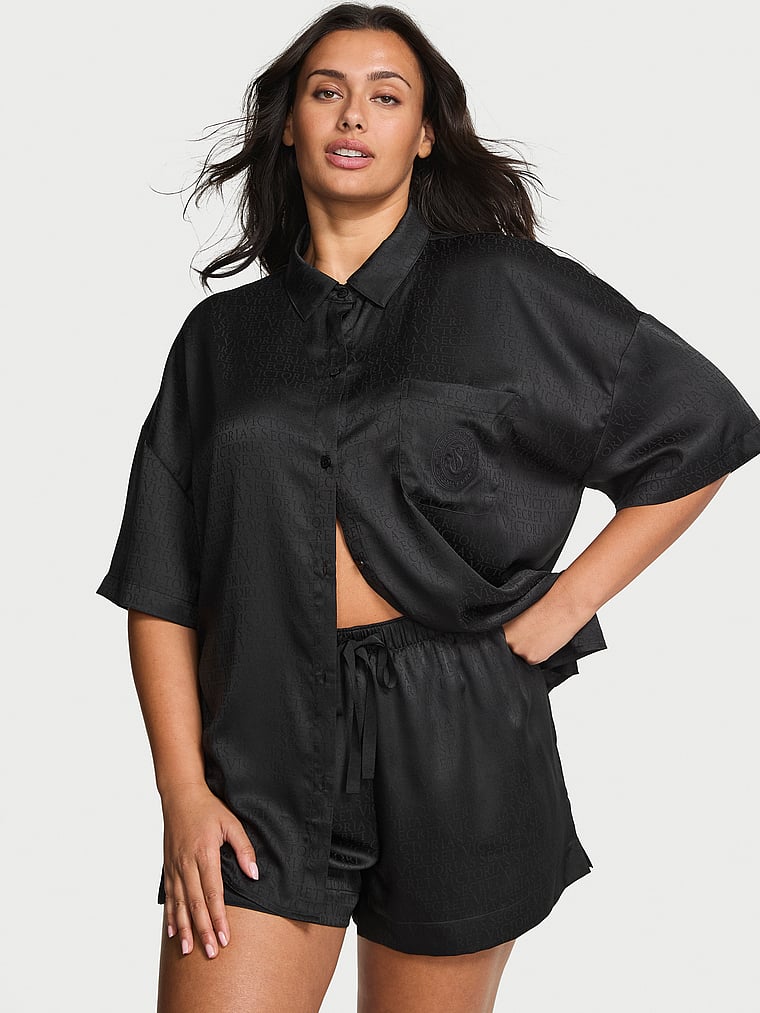 Короткий пижамный комплект большого размера из глянцевого атласа Victoria'S Secret, black
Короткий пижамный комплект большого размера из глянцевого атласа Victoria'S Secret, black