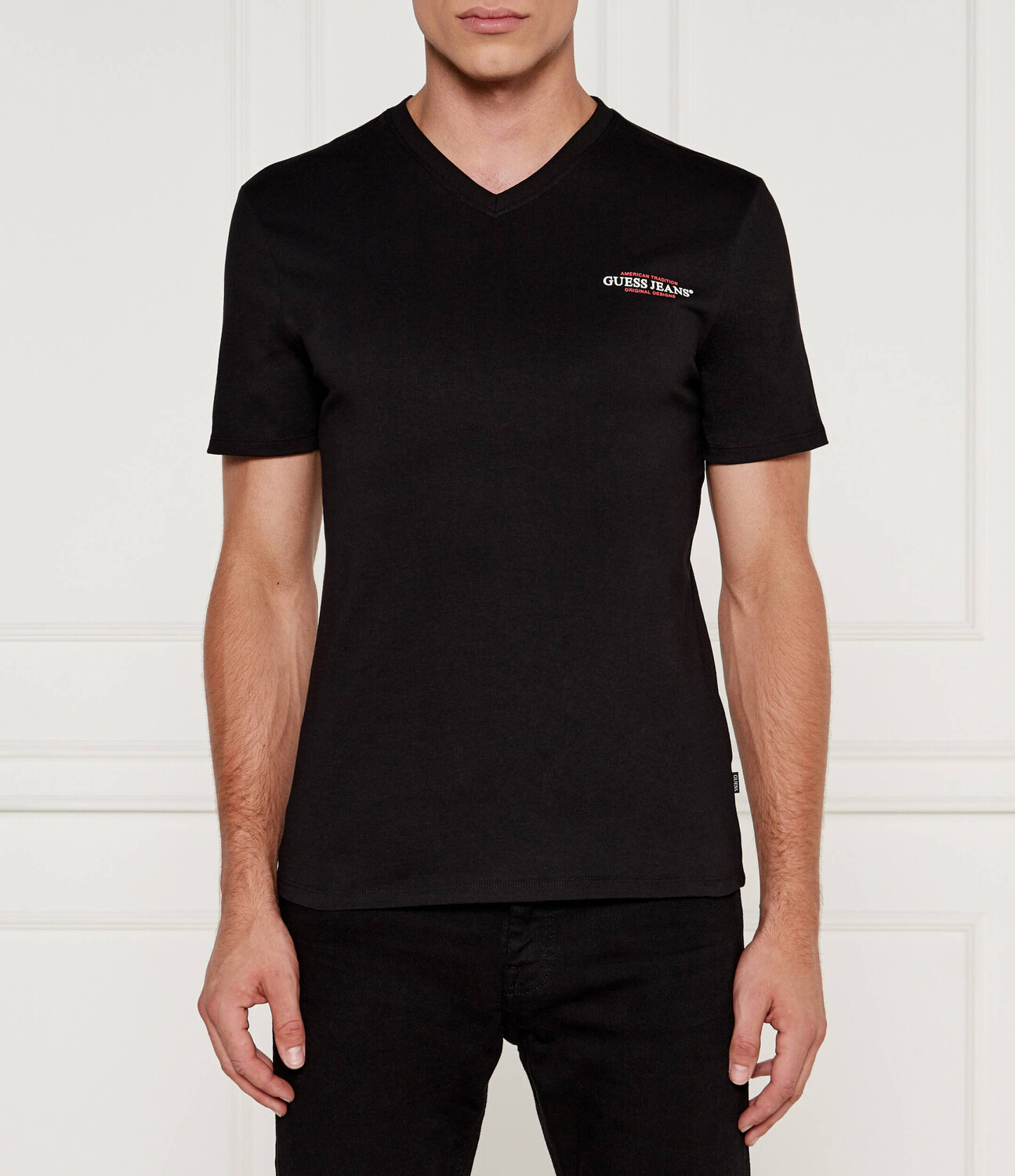 Футболка Guess Jeans AMERICAN Slim Fit, черный
Футболка Guess Jeans AMERICAN Slim Fit, черный