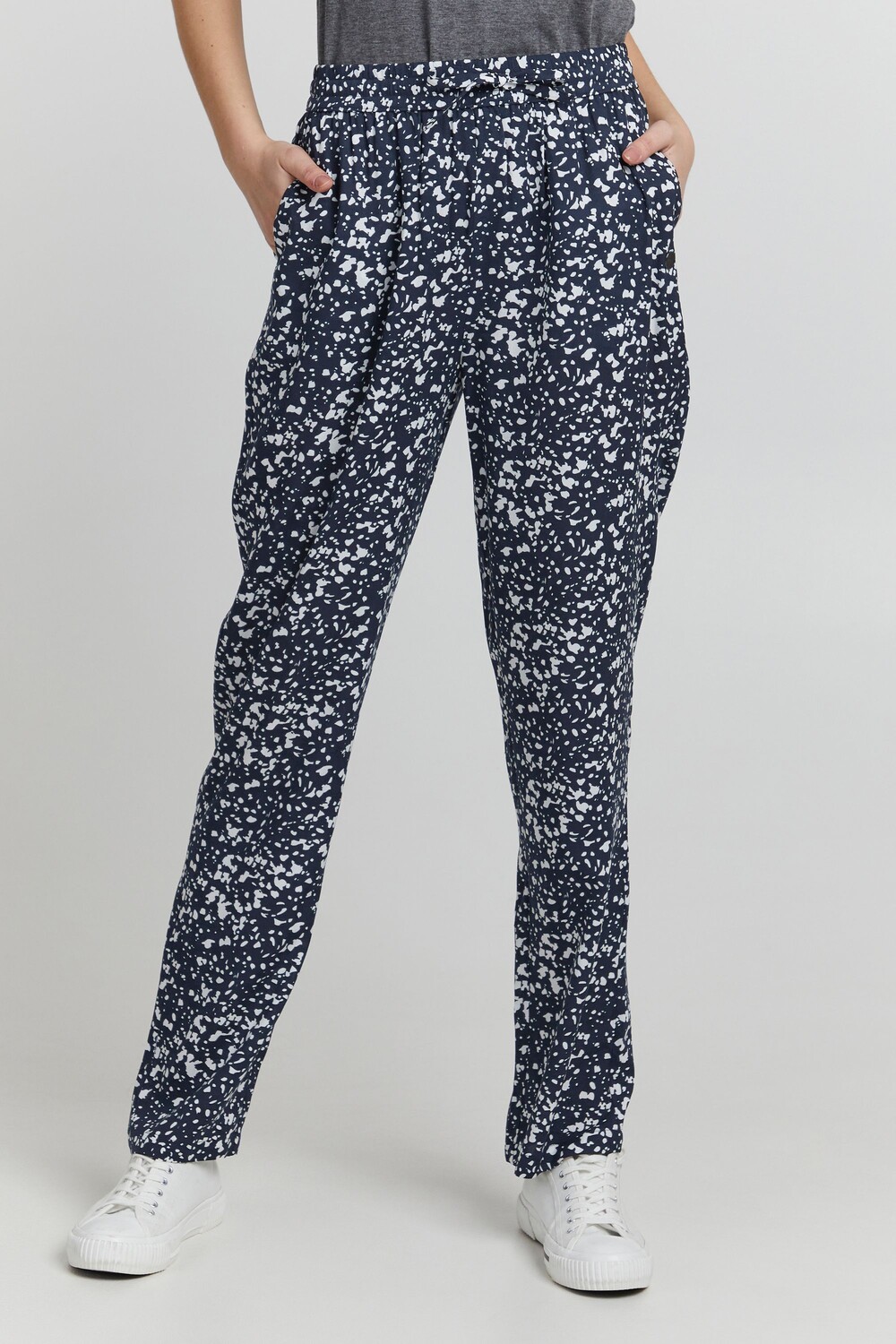 Брюки Oxmo Stoffhose, синий
Брюки Oxmo Stoffhose, синий