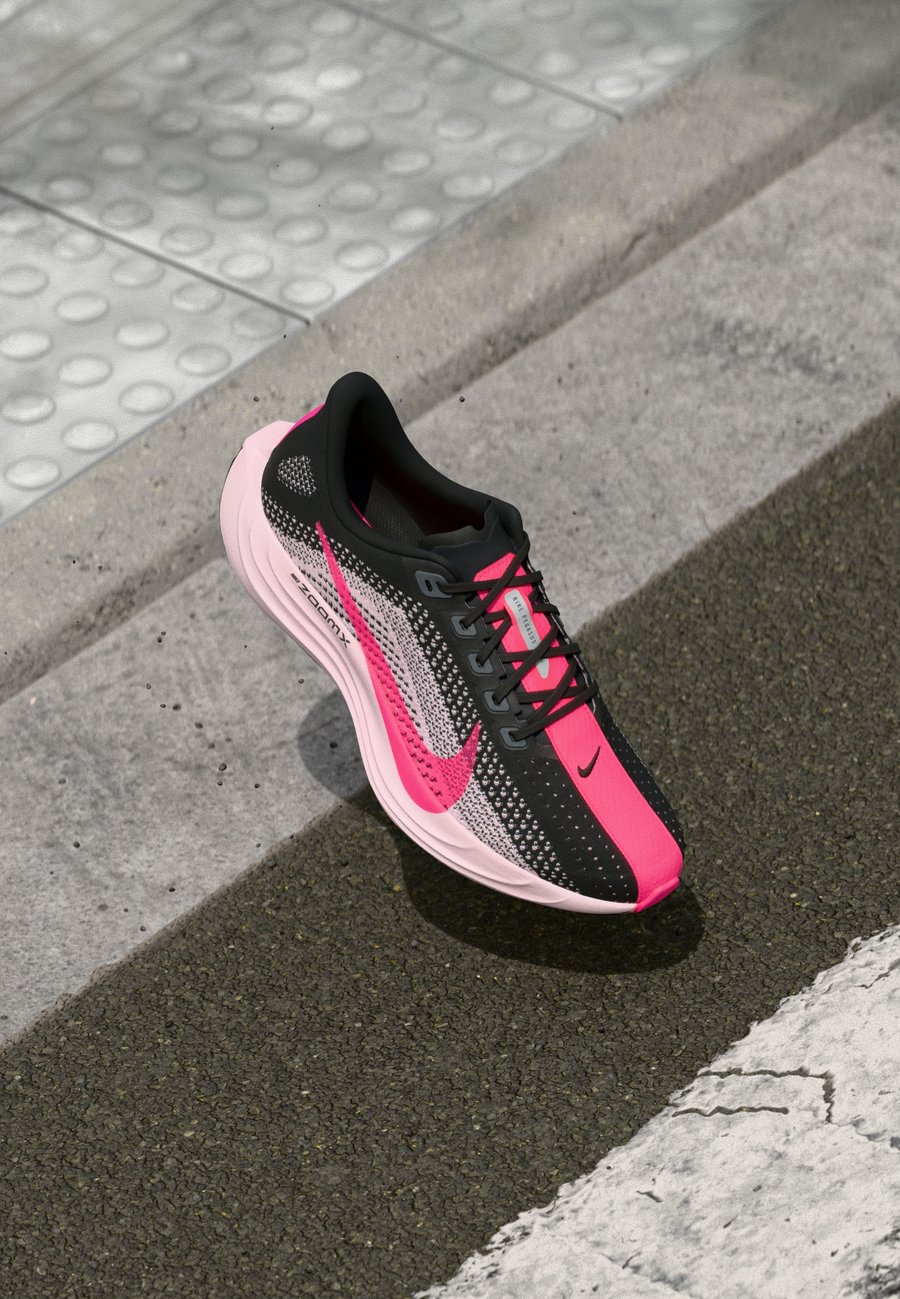 Кроссовки Nike Performance PEGASUS PLUS, Black/Hyper Pink/Pink Foam/Black
Кроссовки Nike Performance PEGASUS PLUS, Black/Hyper Pink/Pink Foam/Black