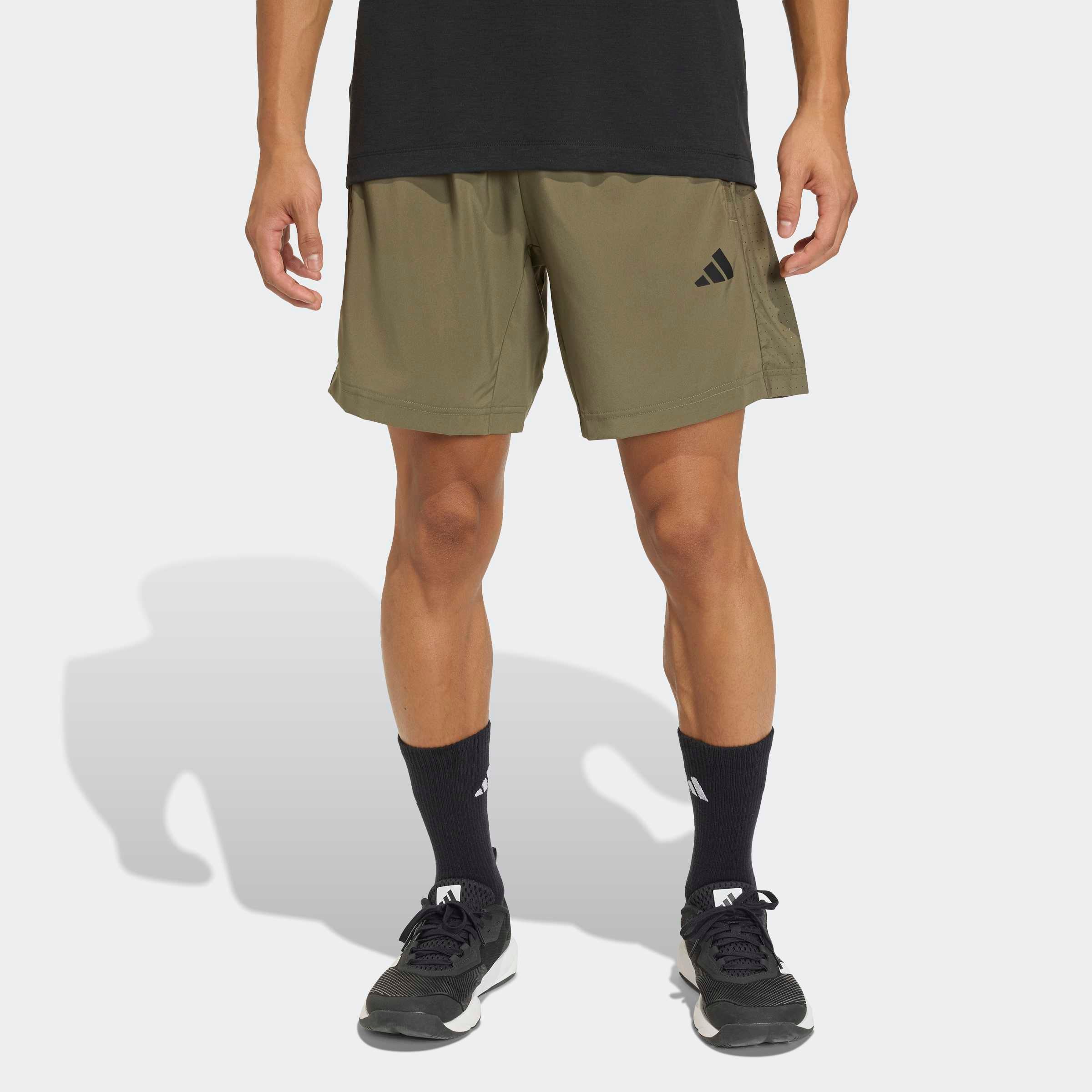 Adidas Performance Шорты для тренировок Regular в цвете Khaki
Adidas Performance Шорты для тренировок Regular в цвете Khaki