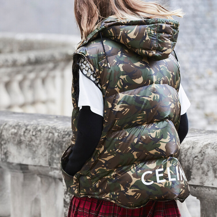 Жилет мужской армейский зеленый Celine, зеленый 
Жилет мужской армейский зеленый Celine, зеленый