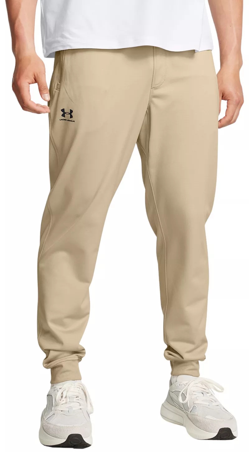 Мужские джоггеры спортивного стиля Under Armour, цвет City Khaki/Black
Мужские джоггеры спортивного стиля Under Armour, цвет City Khaki/Black