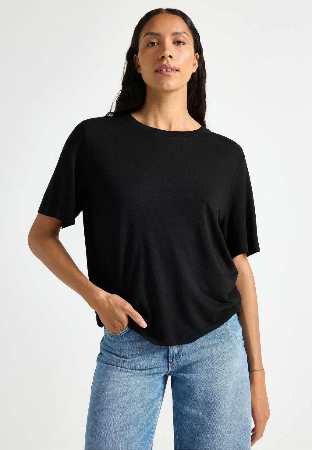 Базовая футболка BLEND Lindex, черный
Базовая футболка BLEND Lindex, черный