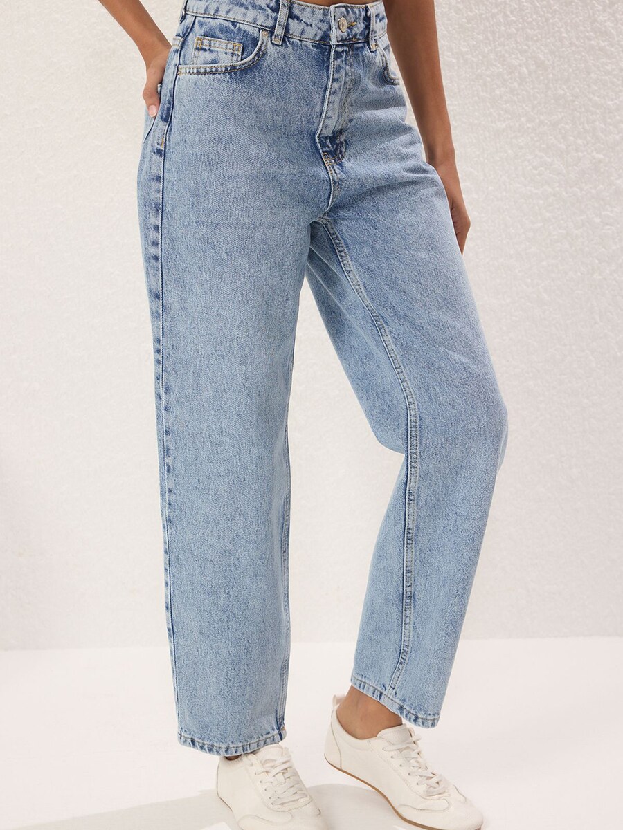 Джинсы свободного кроя Trendyol, светло-синий
Джинсы свободного кроя Trendyol, светло-синий