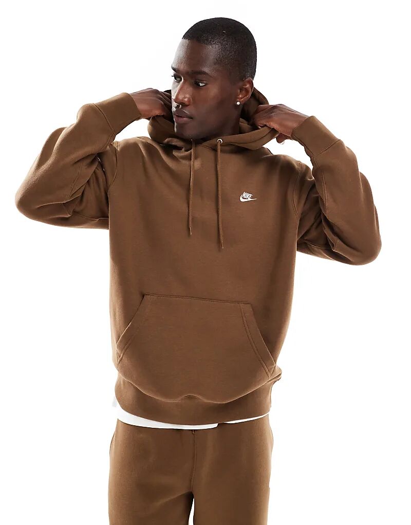 Толстовка Nike Club коричневого цвета
Толстовка Nike Club коричневого цвета