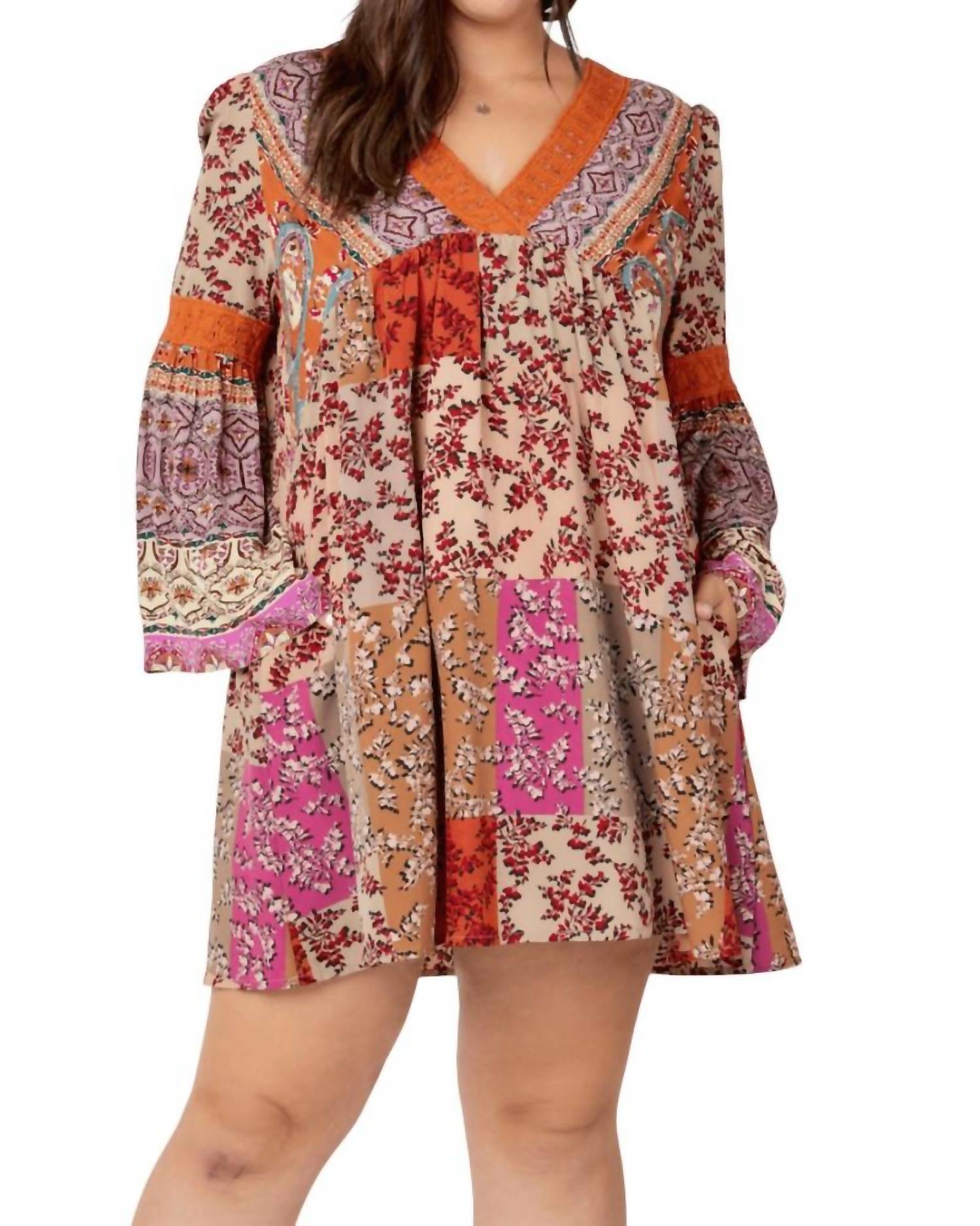 Платье А-силуэта Danielle Colorblock Plus в кирпичном цвете Multi DAVI & DANI
Платье А-силуэта Danielle Colorblock Plus в кирпичном цвете Multi DAVI & DANI