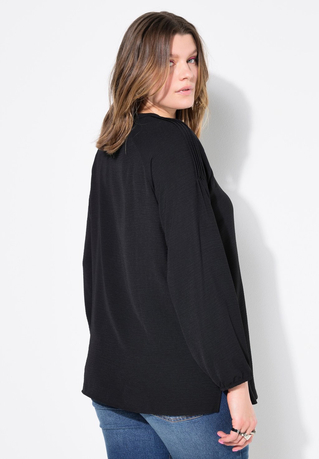 Блуза Studio Untold, черный
Блуза Studio Untold, черный