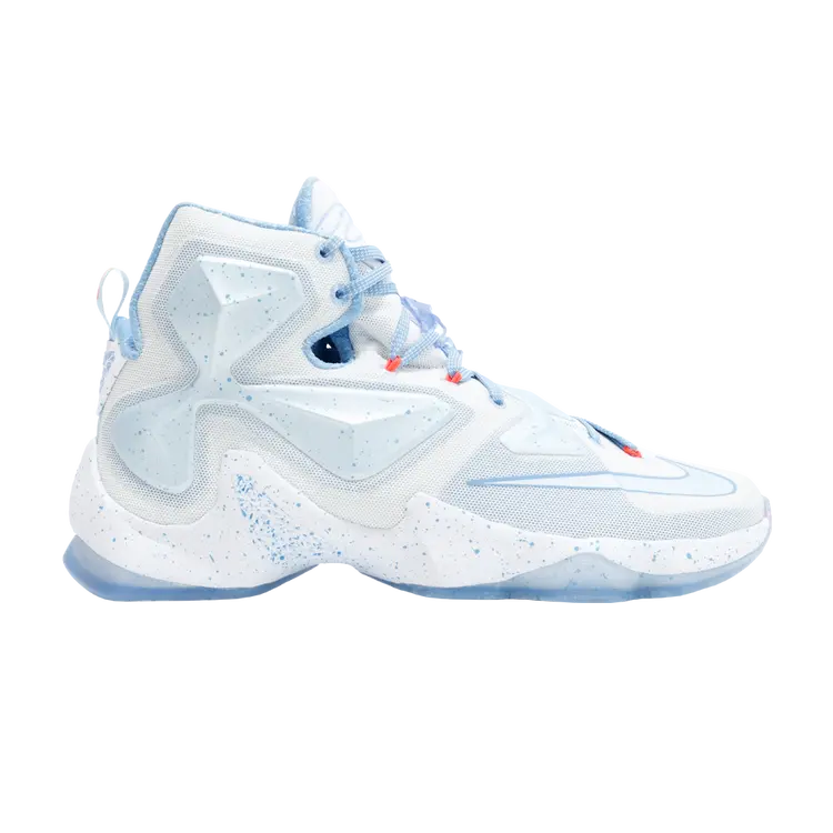 Кроссовки Nike LeBron 13 GS 'Xmas', белый 
Кроссовки Nike LeBron 13 GS 'Xmas', белый