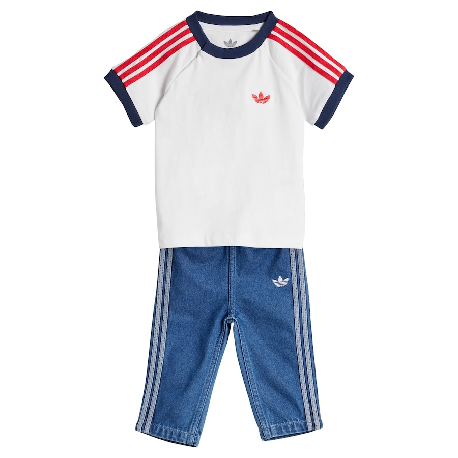 Набор ADIDAS ORIGINALS, белый
Набор ADIDAS ORIGINALS, белый