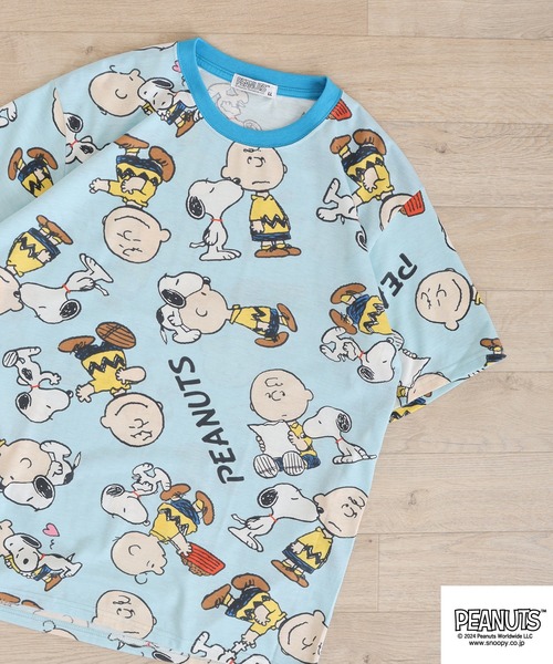 Футболка с принтом PEANUTS, принт по всей поверхности
Футболка с принтом PEANUTS, принт по всей поверхности