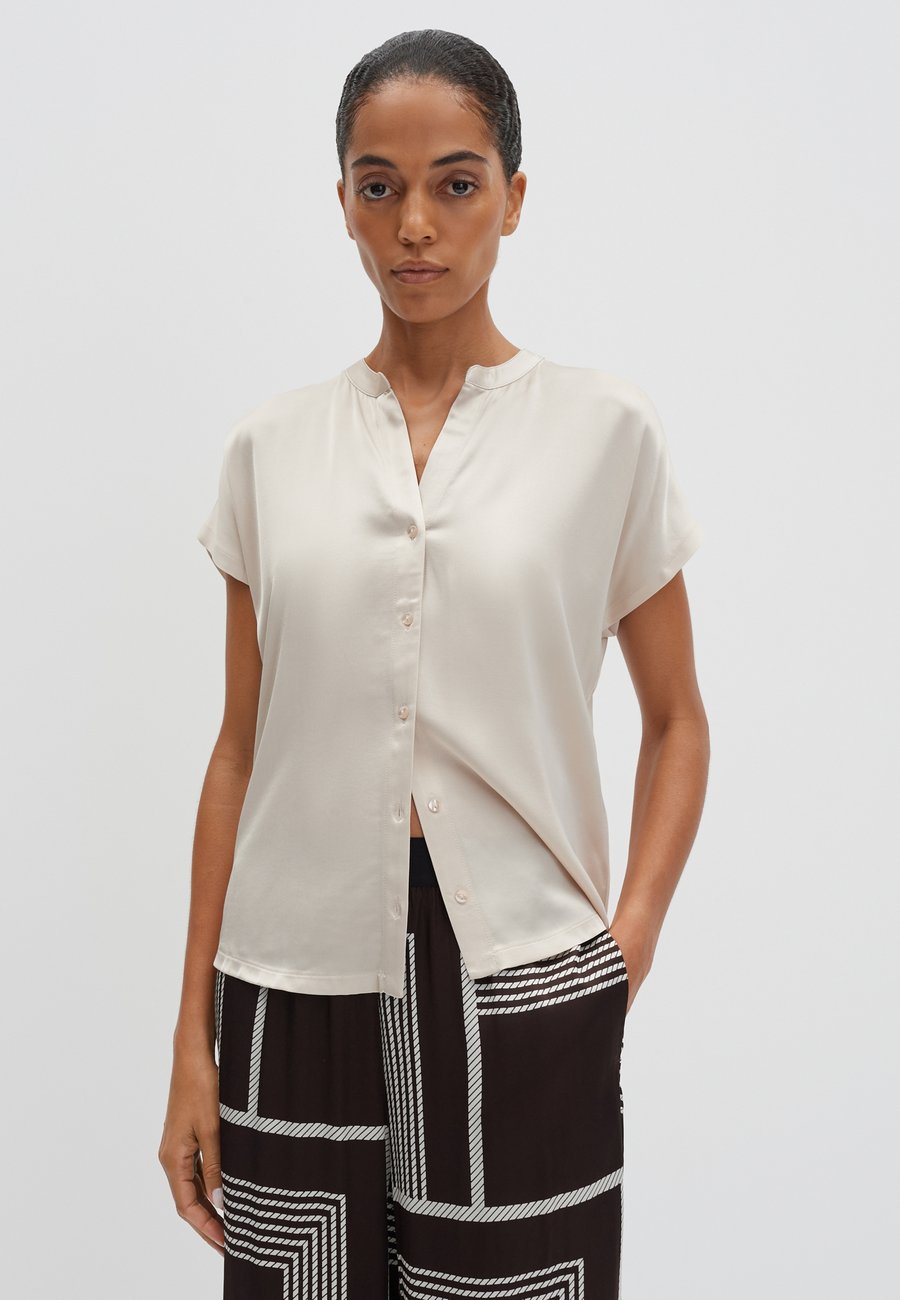 Блуза someday. LOOSE FIT , Natural Glaze/Beige
Блуза someday. LOOSE FIT , Natural Glaze/Beige