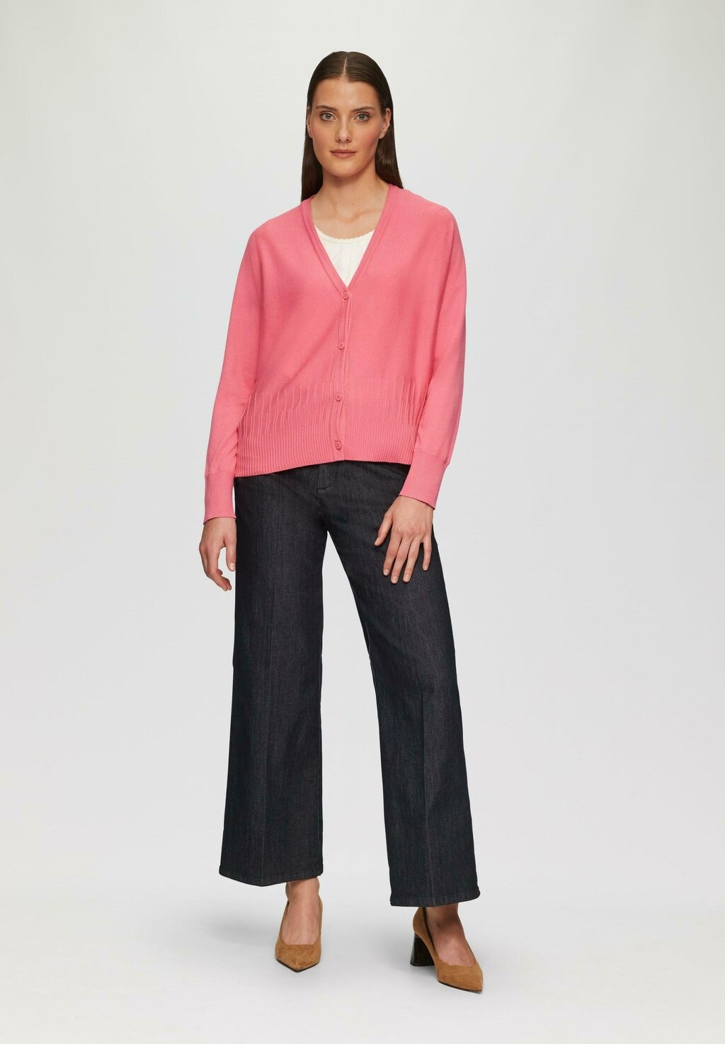 Кардиган MIT STRUKTURMUSTER AM SAUM s.Oliver BLACK LABEL, розовый
Кардиган MIT STRUKTURMUSTER AM SAUM s.Oliver BLACK LABEL, розовый