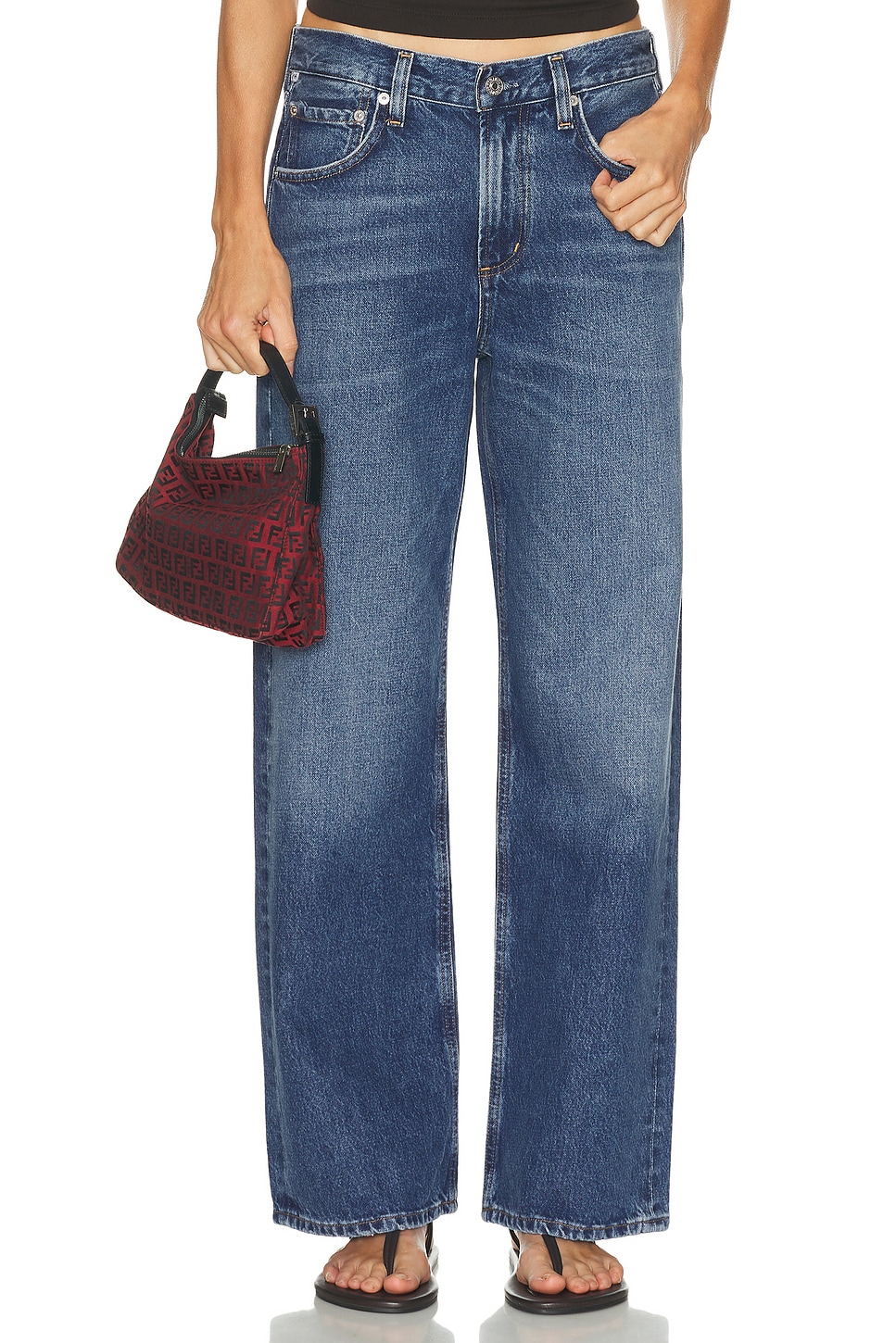 Джинсы Lindz Easy Straight Citizens Of Humanity, Chaya
Джинсы Lindz Easy Straight Citizens Of Humanity, Chaya