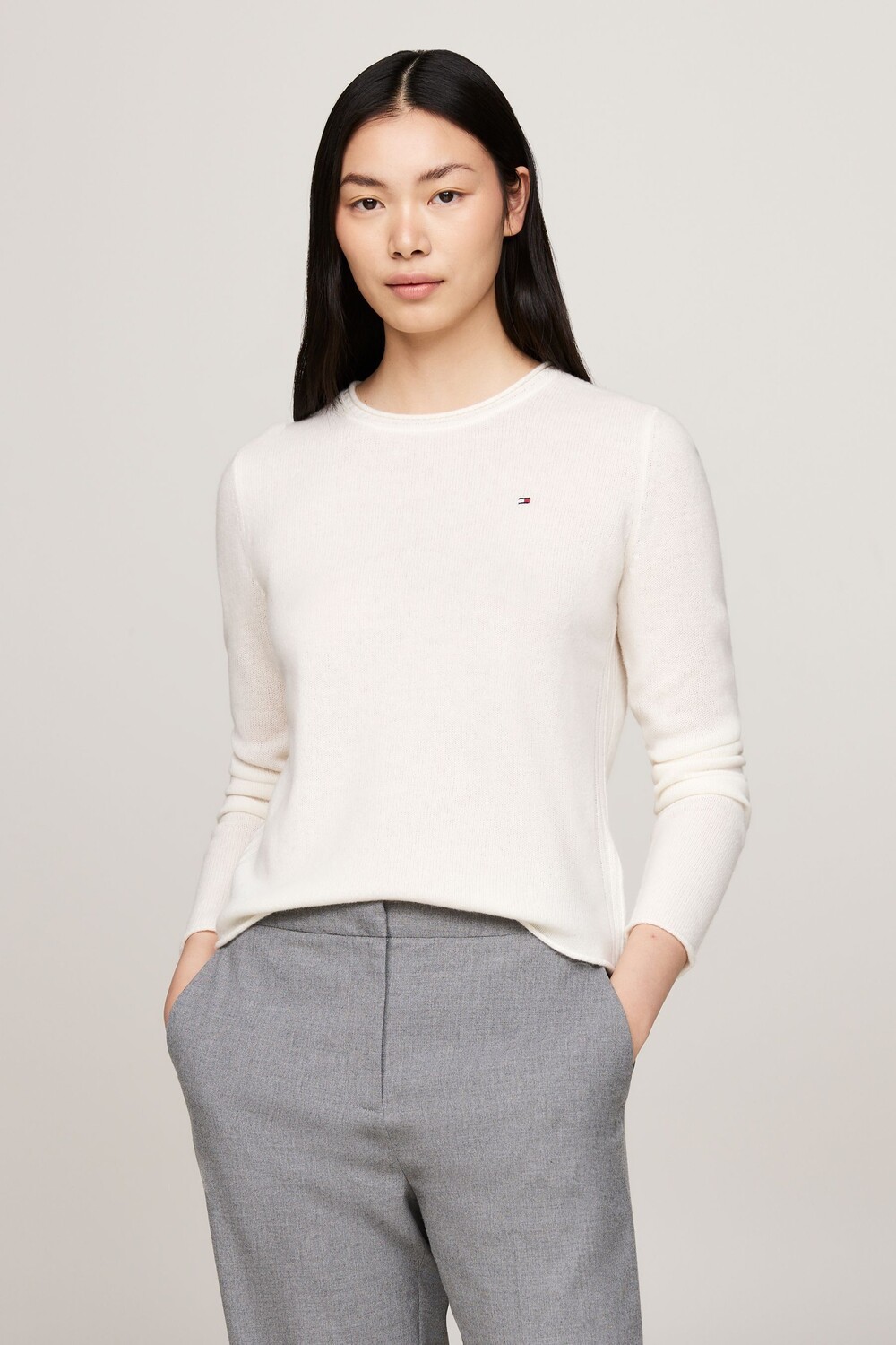 Синий мягкий шерстяной свитер с круглым вырезом Tommy Hilfiger, бежевый
Синий мягкий шерстяной свитер с круглым вырезом Tommy Hilfiger, бежевый