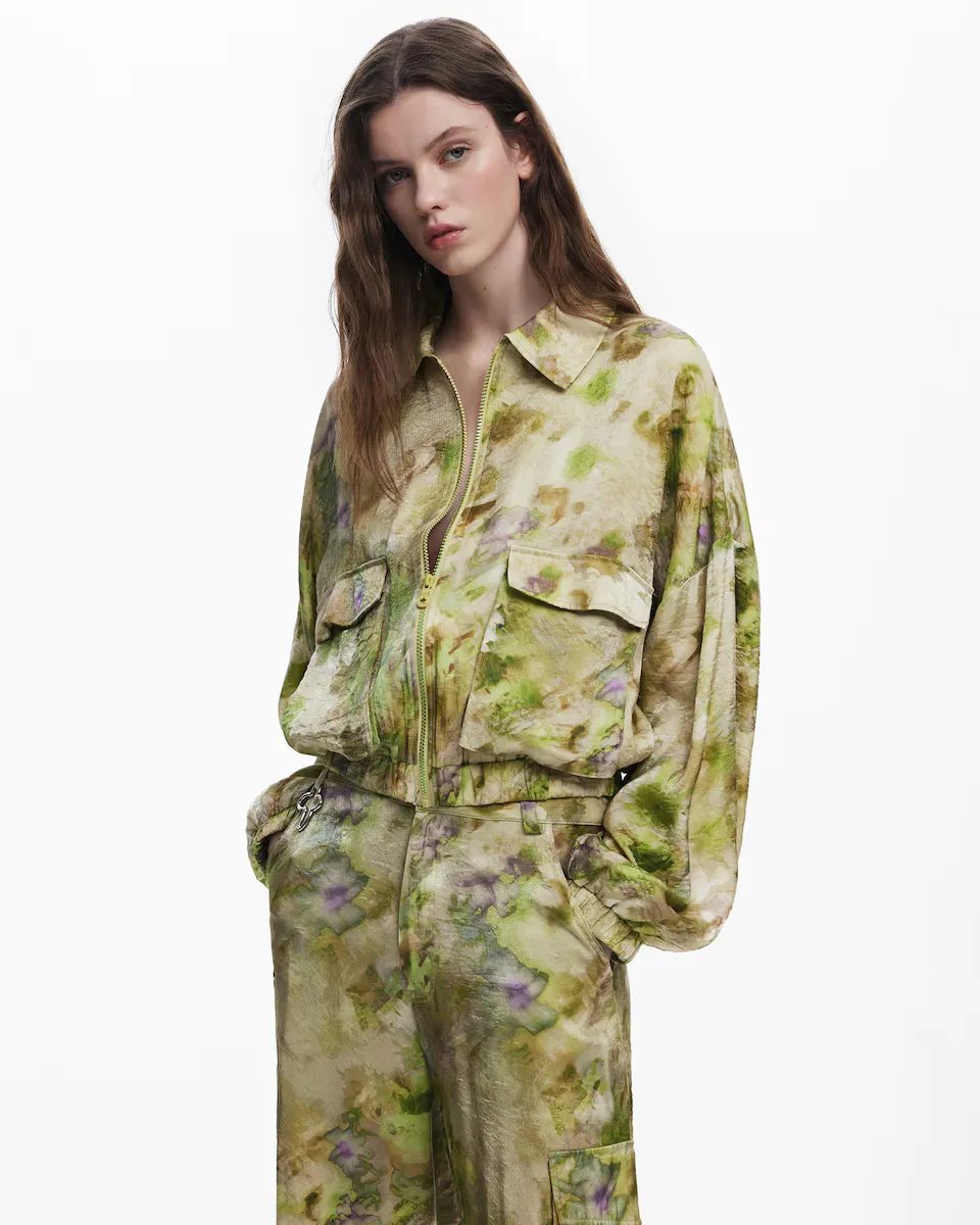 Женская куртка-бомбер на молнии Collina Strada Desigual, зеленый
Женская куртка-бомбер на молнии Collina Strada Desigual, зеленый