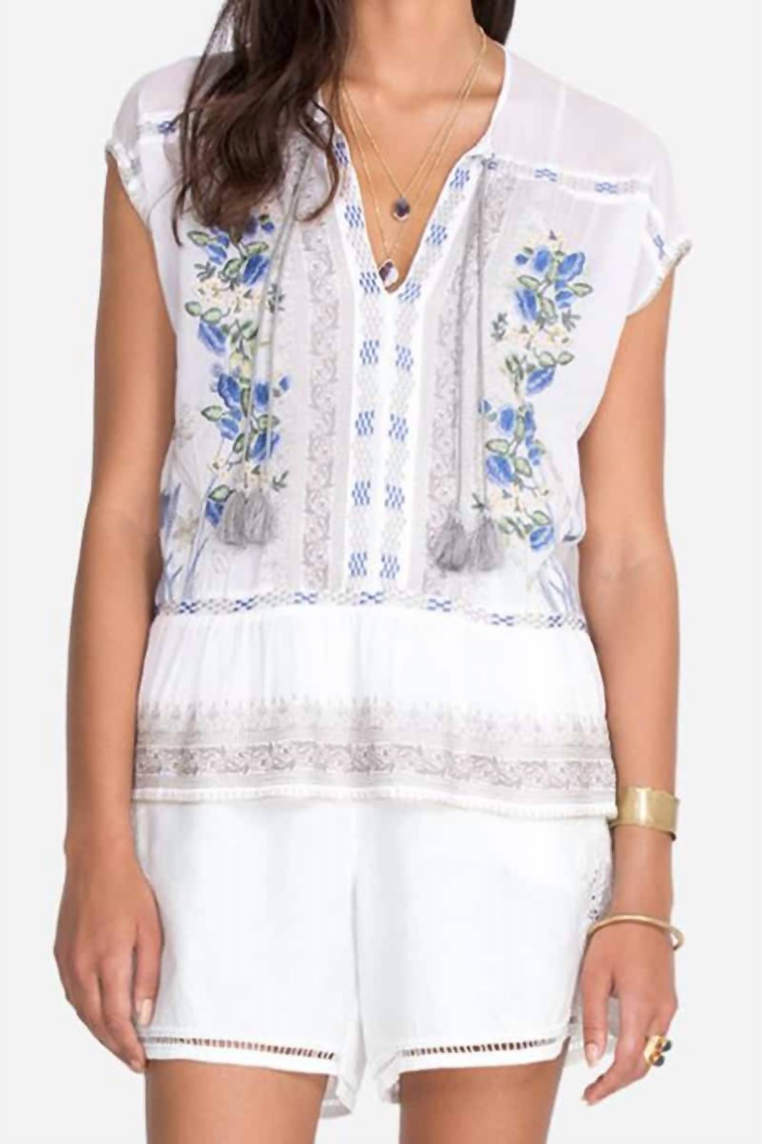 Блузка Noah в белом цвете Johnny Was
Блузка Noah в белом цвете Johnny Was