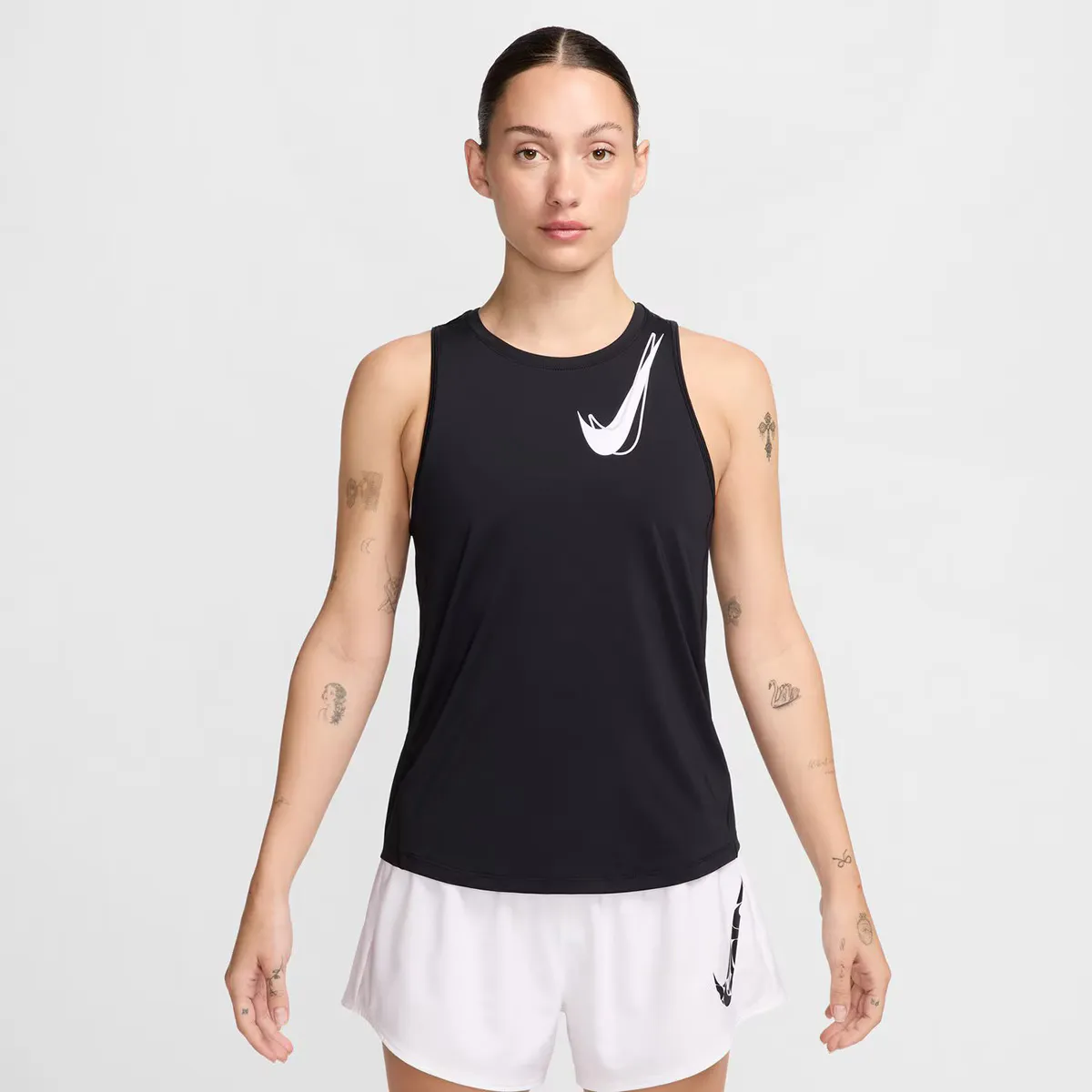Женская футболка Nike One Swoosh, чёрный
Женская футболка Nike One Swoosh, чёрный