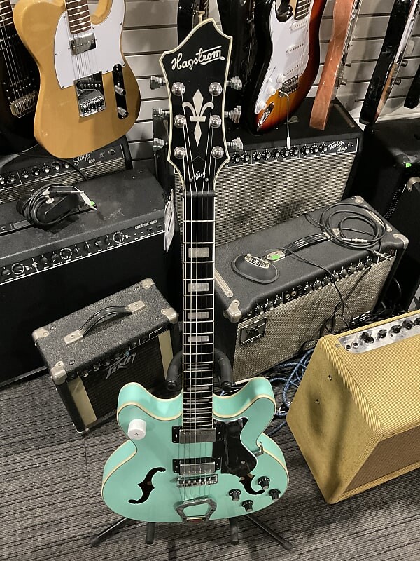 Электрогитара HAGSTROM Viking 2021 Sky Blue
Электрогитара HAGSTROM Viking 2021 Sky Blue