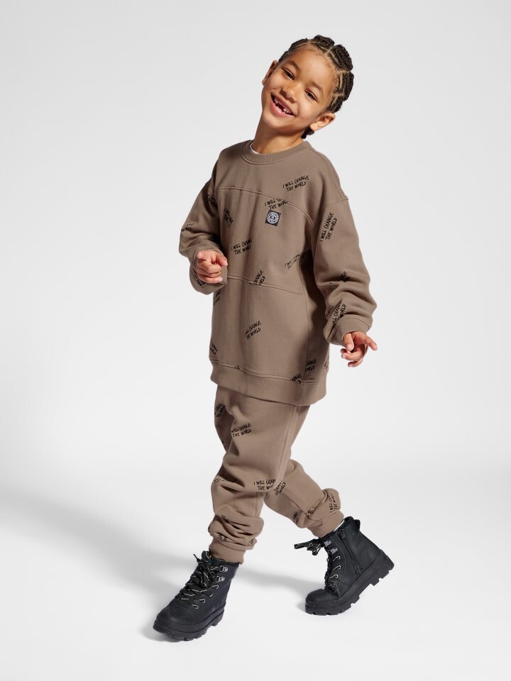 Толстовка Sometime Soon Sweatshirt Stsmilos Kinder, цвет CARIBOU
Толстовка Sometime Soon Sweatshirt Stsmilos Kinder, цвет CARIBOU