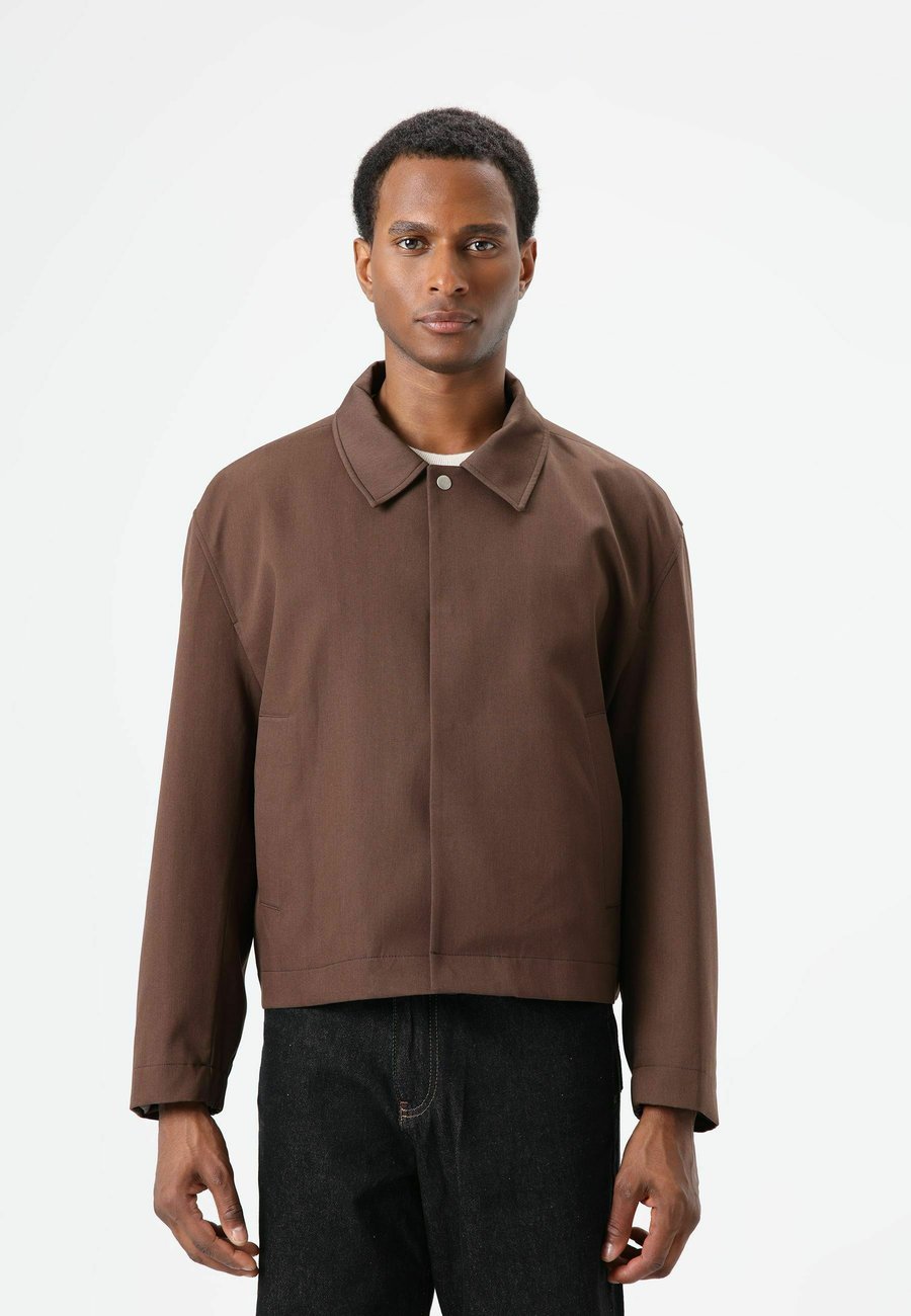 Куртка D.MoRo Light jacket, Brown
Куртка D.MoRo Light jacket, Brown