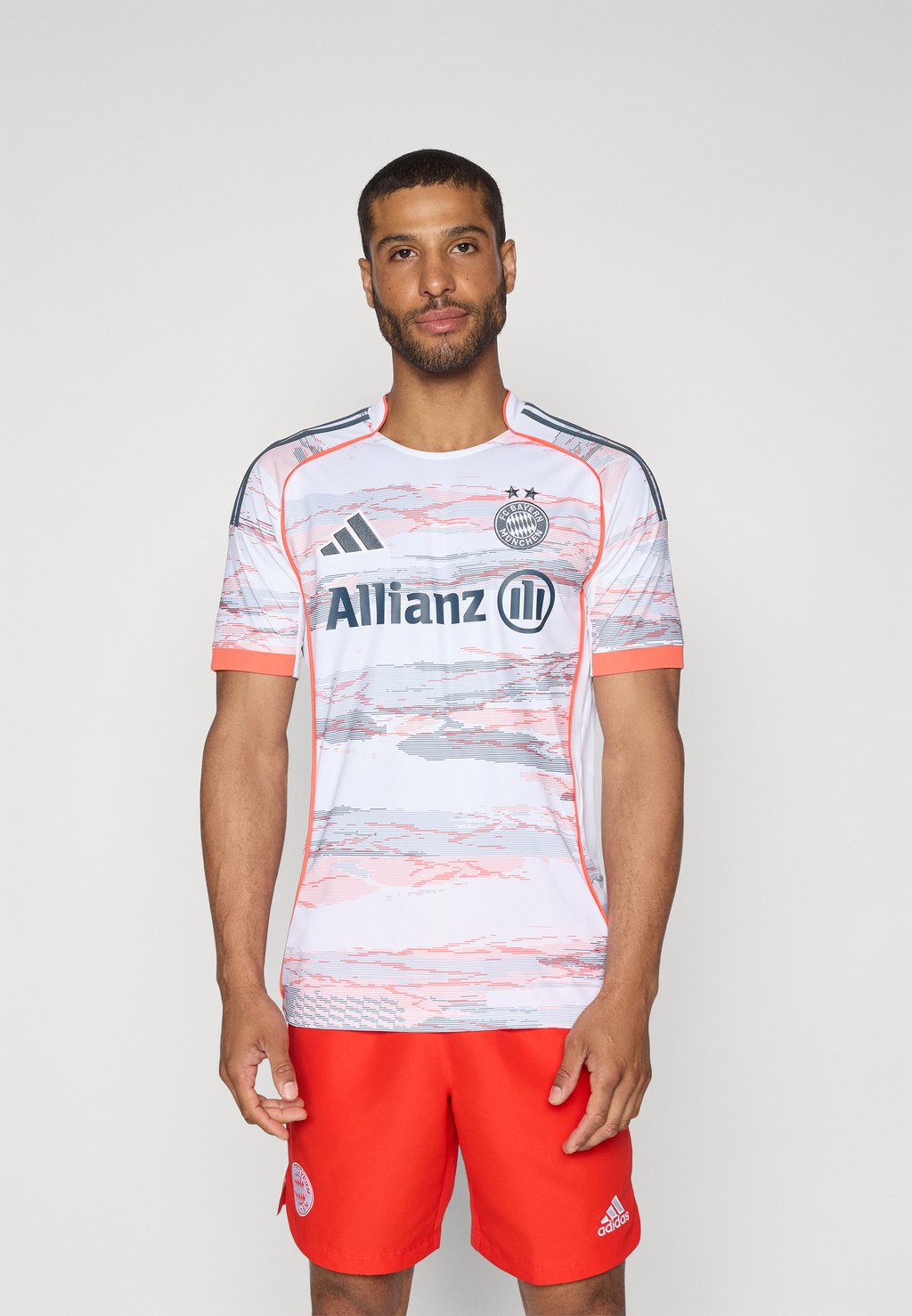 Футболка FC BAYERN 25/26 AWAY JERSEY WOMEN'S TEAM - Club wear Adidas Performance, белый
Футболка FC BAYERN 25/26 AWAY JERSEY WOMEN'S TEAM - Club wear Adidas Performance, белый