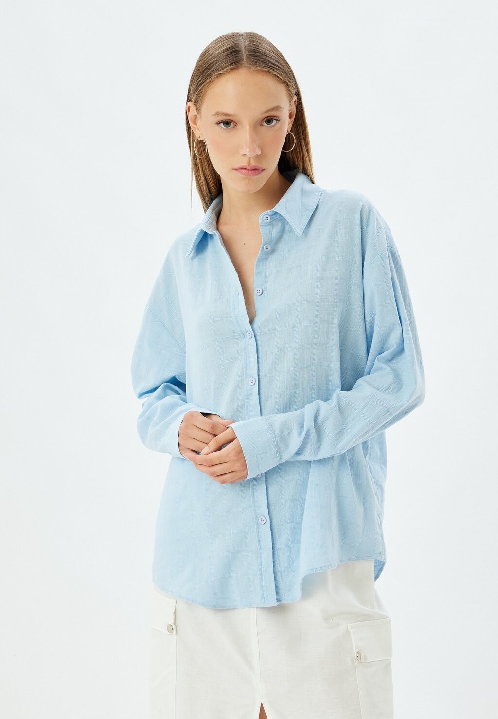 Блузка на пуговицах Koton, синий
Блузка на пуговицах Koton, синий