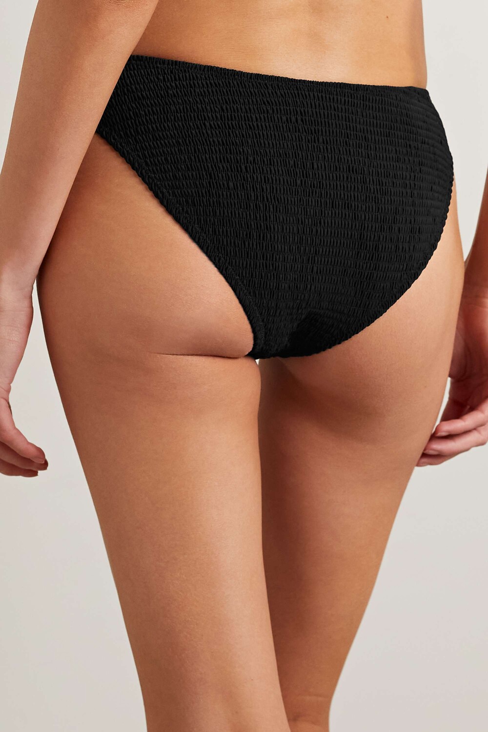 TOTEME + NET SUSTAIN присборенные плавки бикини из переработанного материала, черный
TOTEME + NET SUSTAIN присборенные плавки бикини из переработанного материала, черный