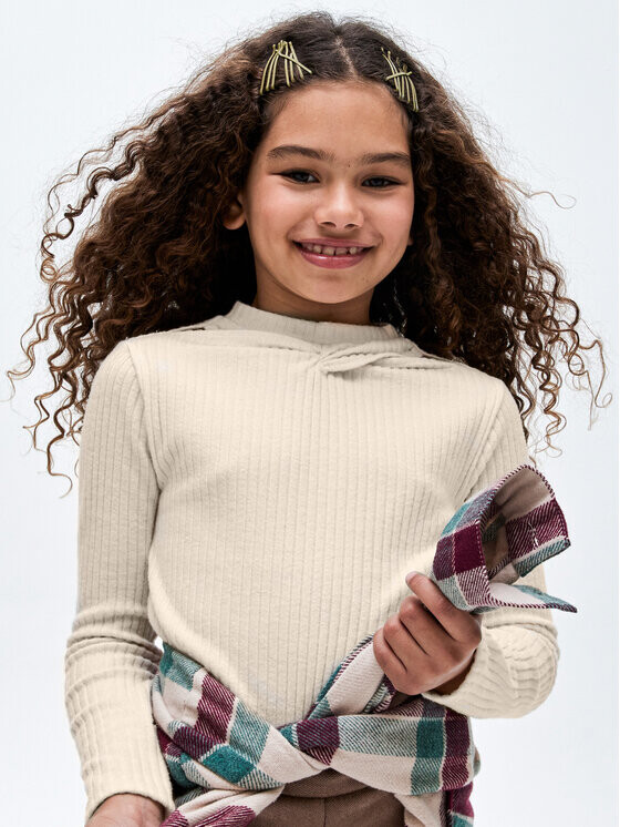 Блуза стандартного кроя Mayoral, экрю
Блуза стандартного кроя Mayoral, экрю