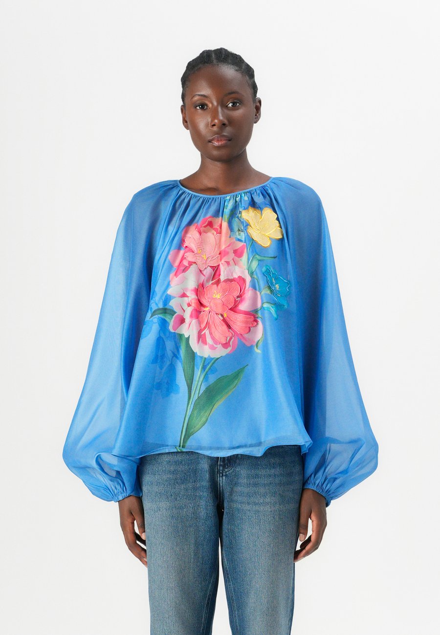 Блуза Ted Baker ALRIA, Mid Blue/Light Blue
Блуза Ted Baker ALRIA, Mid Blue/Light Blue