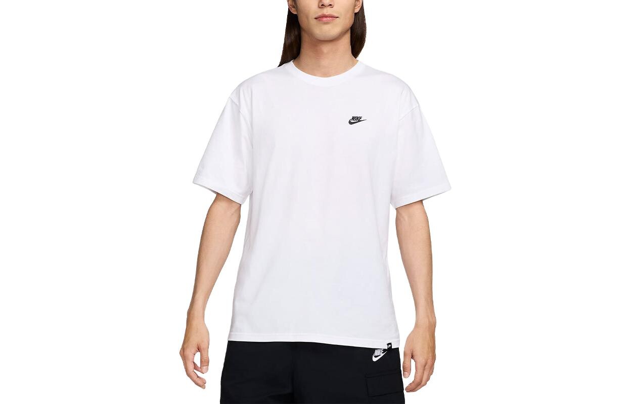 Футболка мужская белая Nike, белый 
Футболка мужская белая Nike, белый