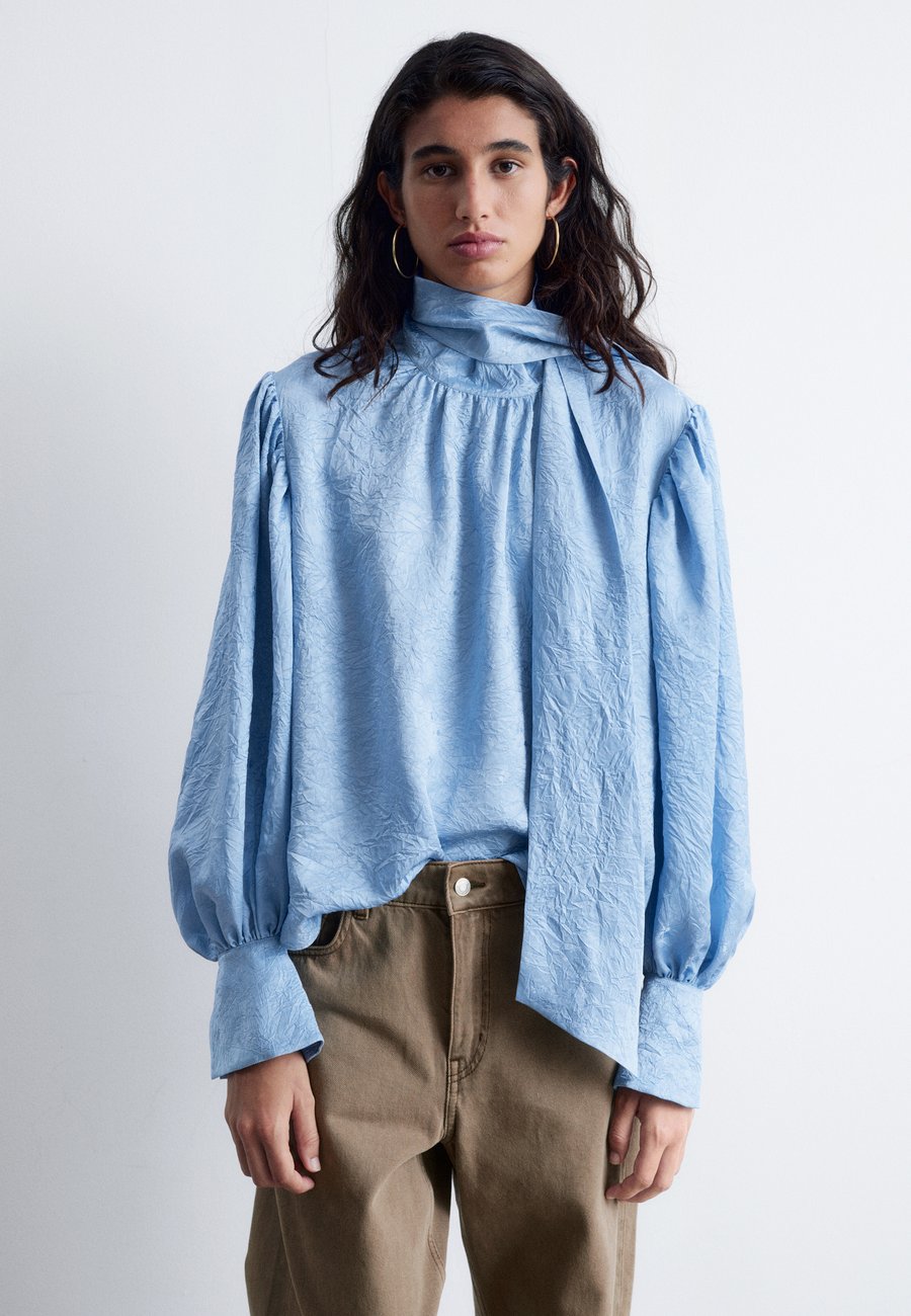 Блуза & other stories Blouse, Light Blue
Блуза & other stories Blouse, Light Blue