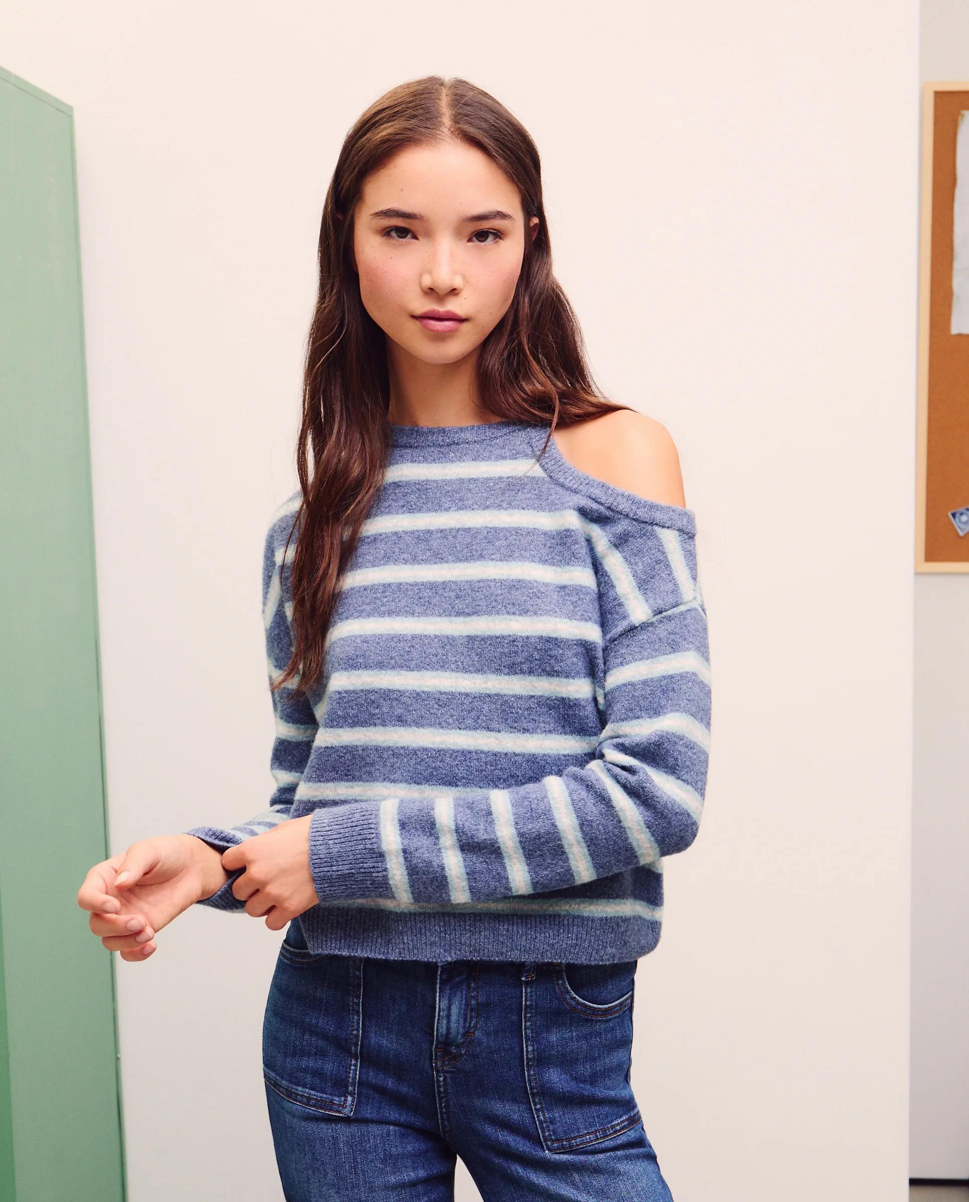 Женский свитер One Out в полоску Green Coast, синий
Женский свитер One Out в полоску Green Coast, синий