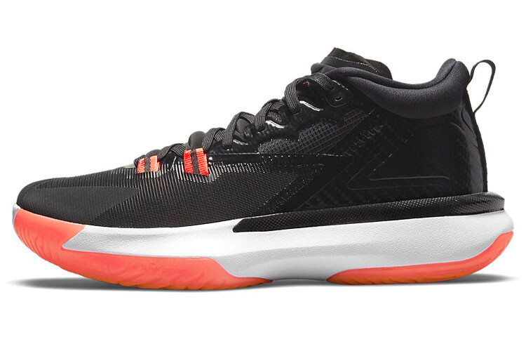 Jordan Zion 1 PF Черный Белый Ярко-Малиновый
Jordan Zion 1 PF Черный Белый Ярко-Малиновый