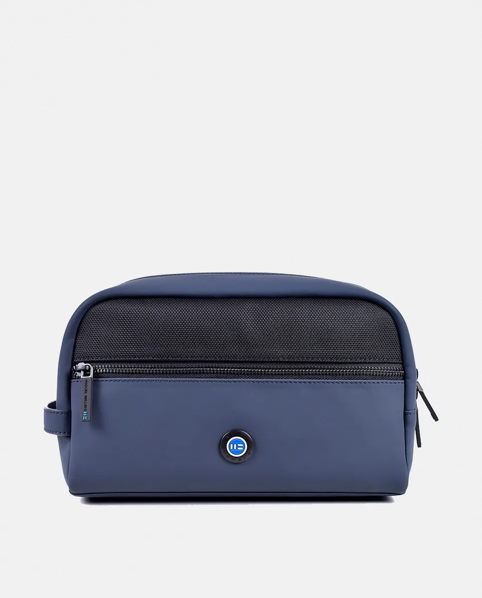 Косметичка из техноматериала Bellido, черный
Косметичка из техноматериала Bellido, черный