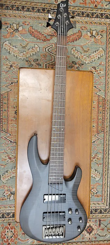 Басс гитара ESP LTD B-205SM 2022 See Thru Black Satin
Басс гитара ESP LTD B-205SM 2022 See Thru Black Satin