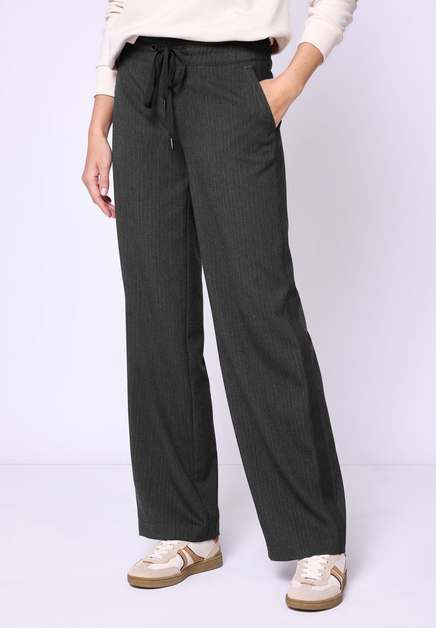 Брюки Street One Studio MIT GALLONSTREIFEN, Grau/Anthracite
Брюки Street One Studio MIT GALLONSTREIFEN, Grau/Anthracite