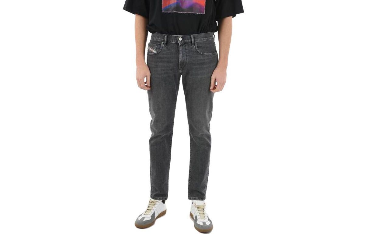 DIESEL Черные джинсы мужские
DIESEL Черные джинсы мужские