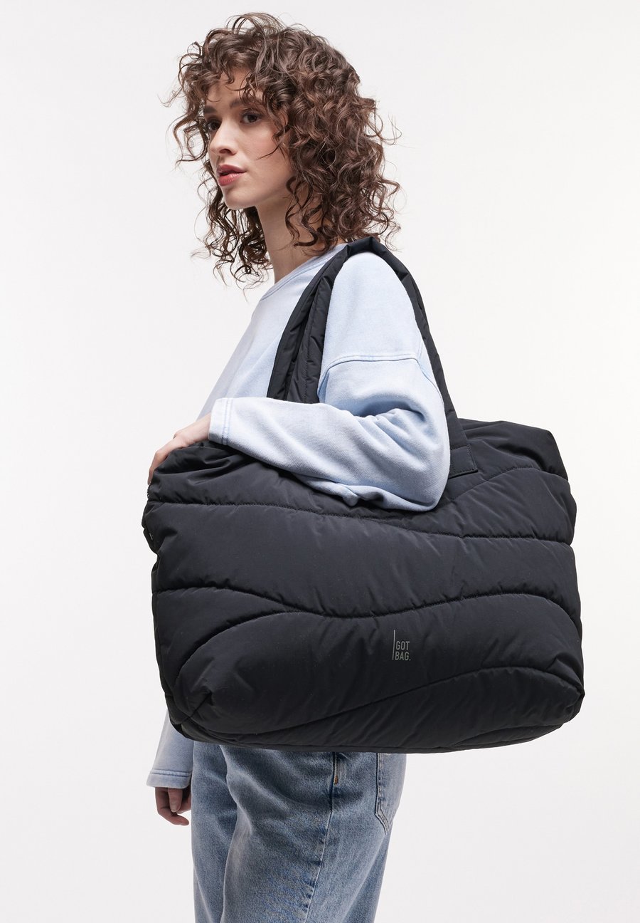 Сумка-шоппер GOT BAG WAVY PUFFER EVERYDAY , Black
Сумка-шоппер GOT BAG WAVY PUFFER EVERYDAY , Black